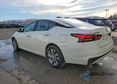 2025 Nissan Altima 2.5 S z USA, uszkodzony, nr VIN 1N4BL4BV4SN428956